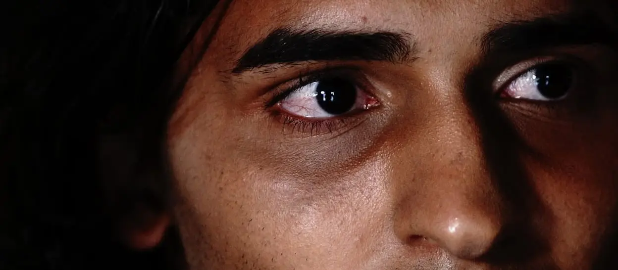 Jeremy López trabajando la mirada y la expresión para cámara